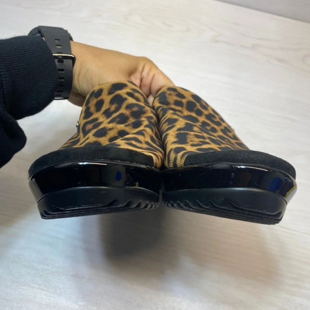 Anne Klein Women 8.5 Akrellin Wedge Sandals Leopard Print Black Animal Slide Y2k
